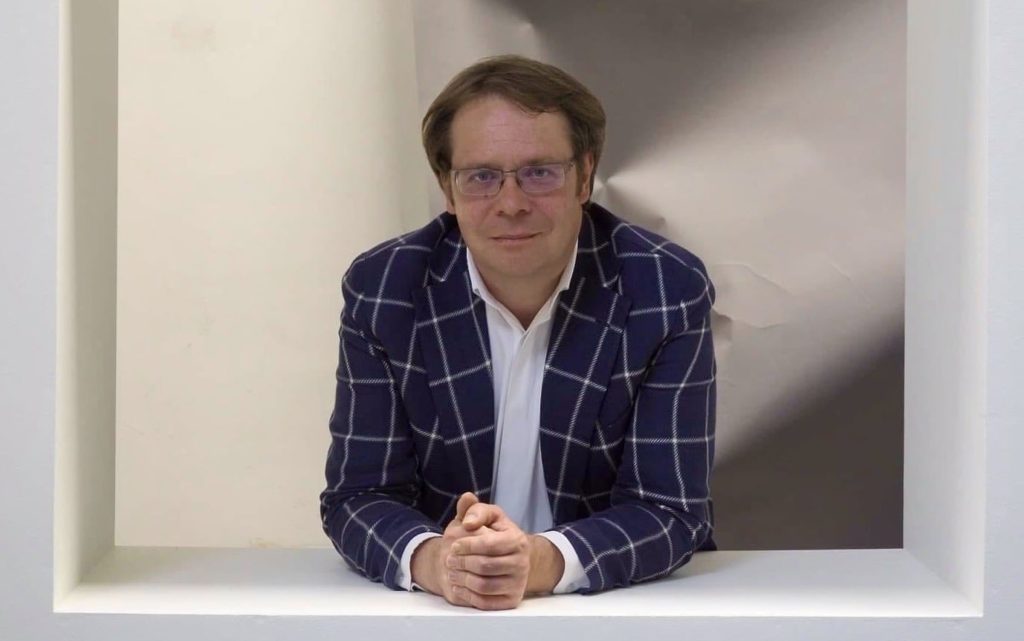 Кирилл Светляков: «Одуванчики вместо людей – это свидетельство биополитики»